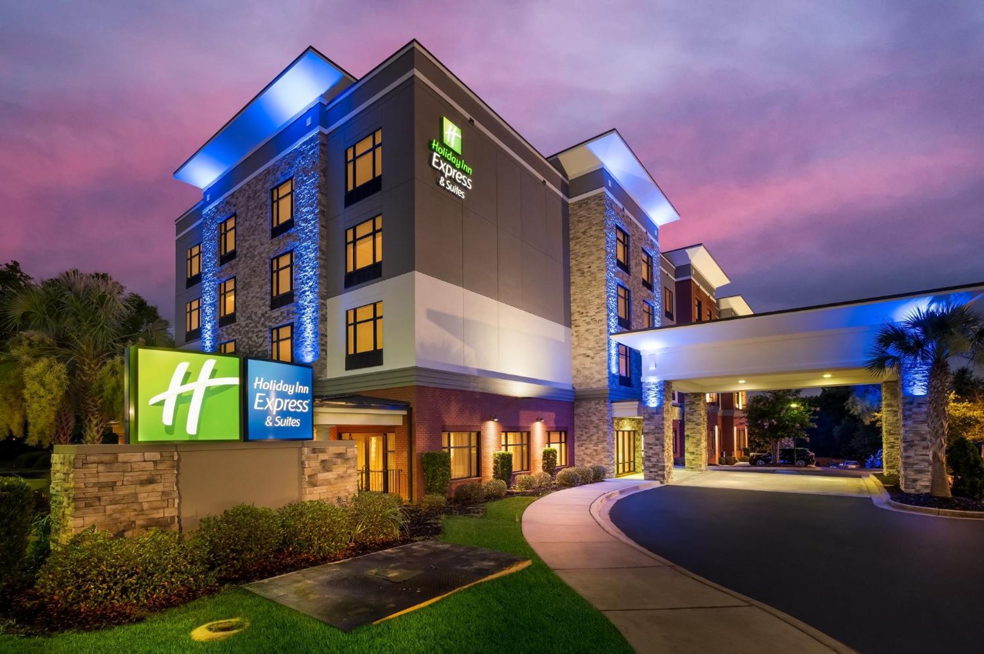 Holiday Inn Express & Suites Lexington By Ihg Eksteriør billede