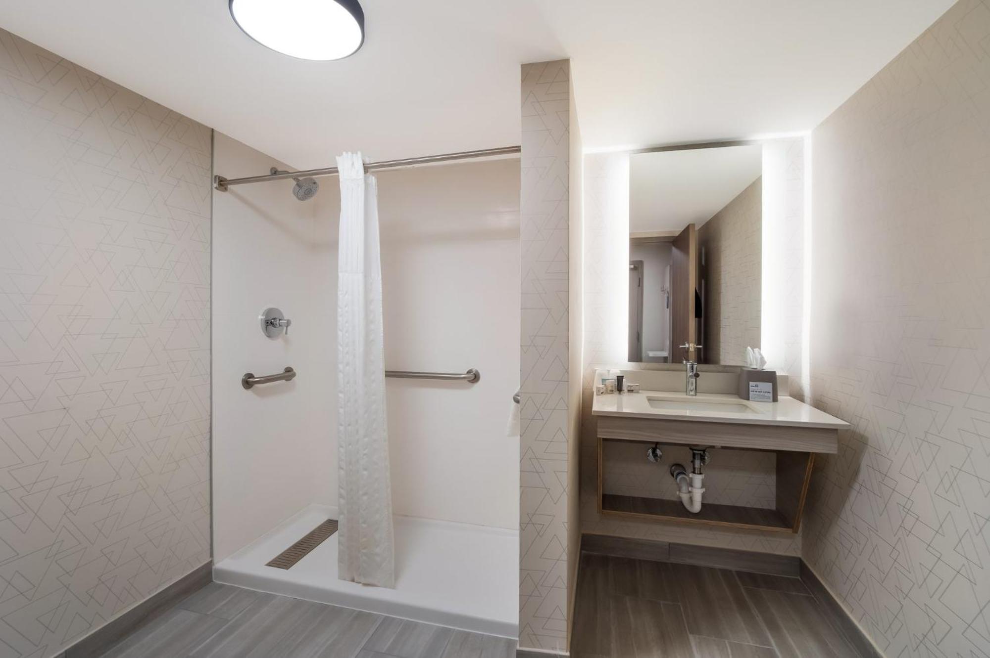 Holiday Inn Express & Suites Lexington By Ihg Eksteriør billede