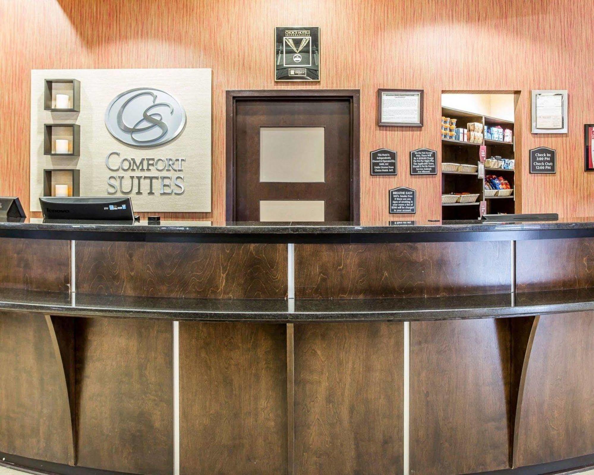 Holiday Inn Express & Suites Lexington By Ihg Eksteriør billede